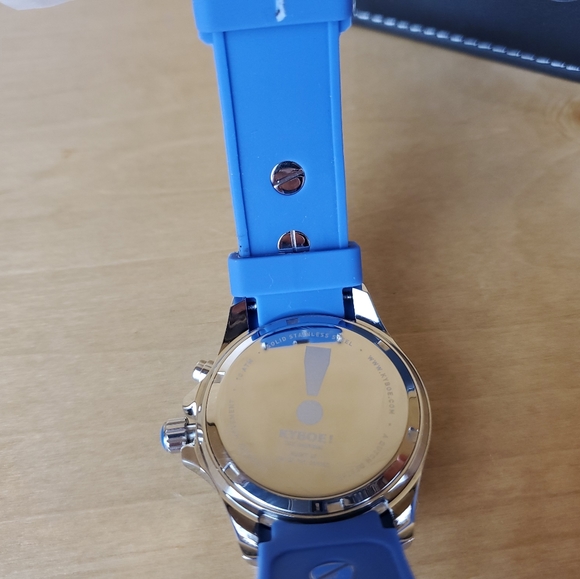 KYBOE! Collection Quartz 40mm Mineral Silicone Blu - Picture 7 of 8